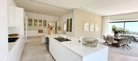 Villa de 5 dormitorios en El Madronal, Spain No. 151593 33