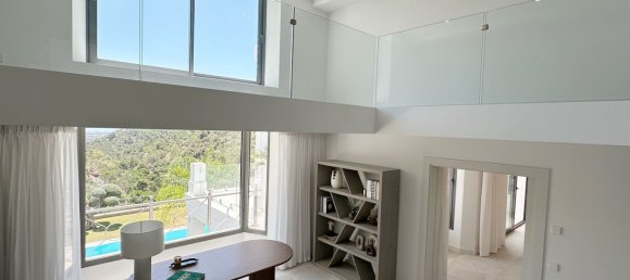 Villa de 5 dormitorios en El Madronal, Spain No. 151593 39