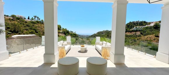 Villa de 5 dormitorios en El Madronal, Spain No. 151593 5