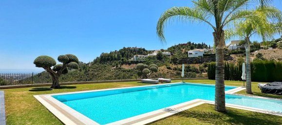 Villa de 5 dormitorios en El Madronal, Spain No. 151593 8