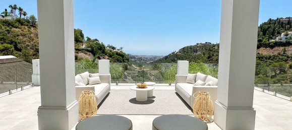 Villa de 5 dormitorios en El Madronal, Spain No. 151593 4