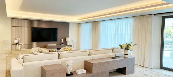 Villa de 5 dormitorios en El Madronal, Spain No. 151593 43