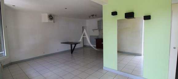 2 Schlafzimmer Haus in Luzille, France, Nr. 251056 4