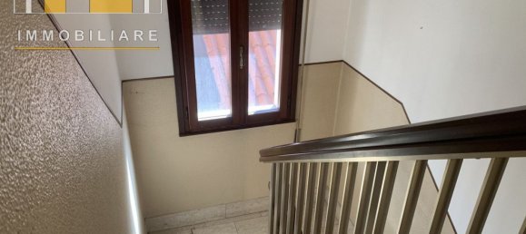120m² Building in Chioggia, Italy No. 61320 3