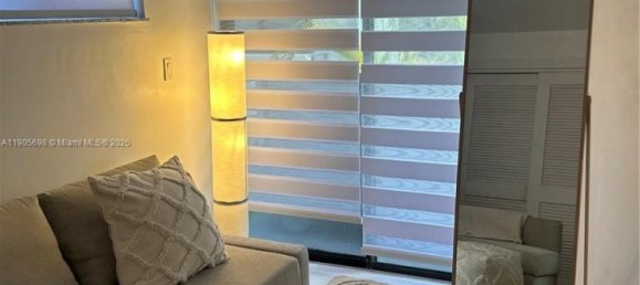 2 Schlafzimmer Doppelhaus in Miami, USA, Nr. 614180 9