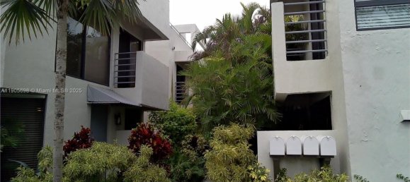 2 Schlafzimmer Doppelhaus in Miami, USA, Nr. 614180 21