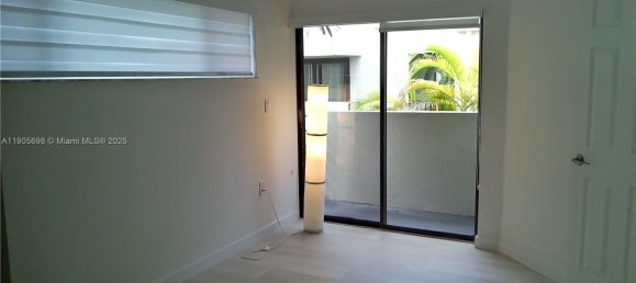 2 Schlafzimmer Doppelhaus in Miami, USA, Nr. 614180 7