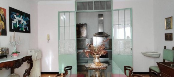 3 Schlafzimmer Wohnung in Carrara, Italy, Nr. 222015 13