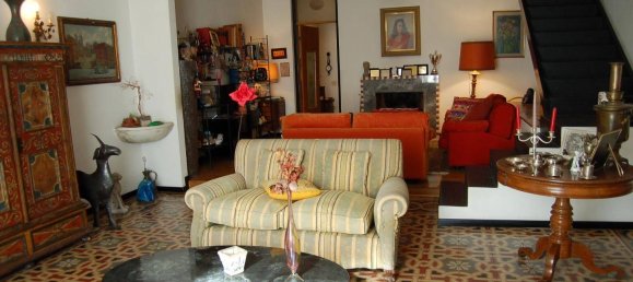 3 Schlafzimmer Wohnung in Carrara, Italy, Nr. 222015 4