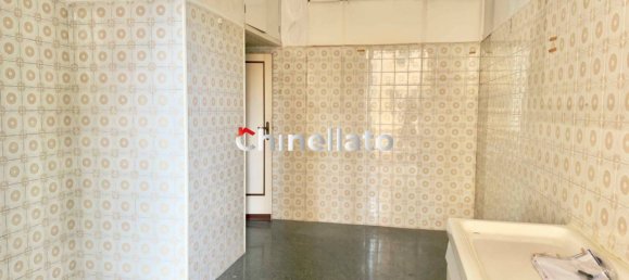 1 bedroom Apartment in Genoa, Italy No. 270607 4