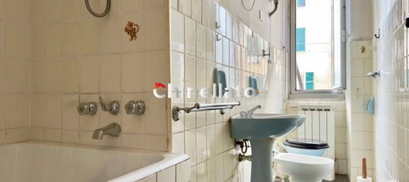 1 bedroom Apartment in Genoa, Italy No. 270607 12