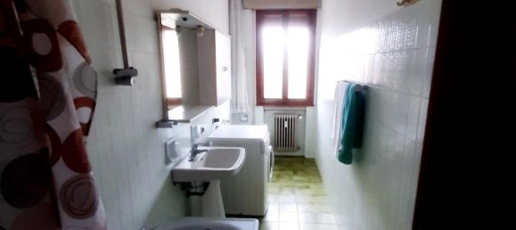 3 rooms Apartment in Padua, Italy No. 90711 9