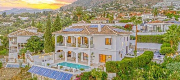 Дом с 5 спальнями в Бенальмадена, Испания № 149295 23