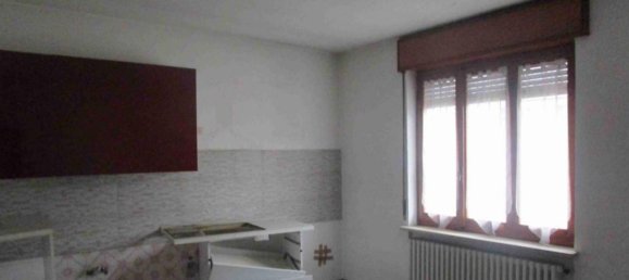 Квартира с 3 комнатами в Дорно, Италия № 94148 10