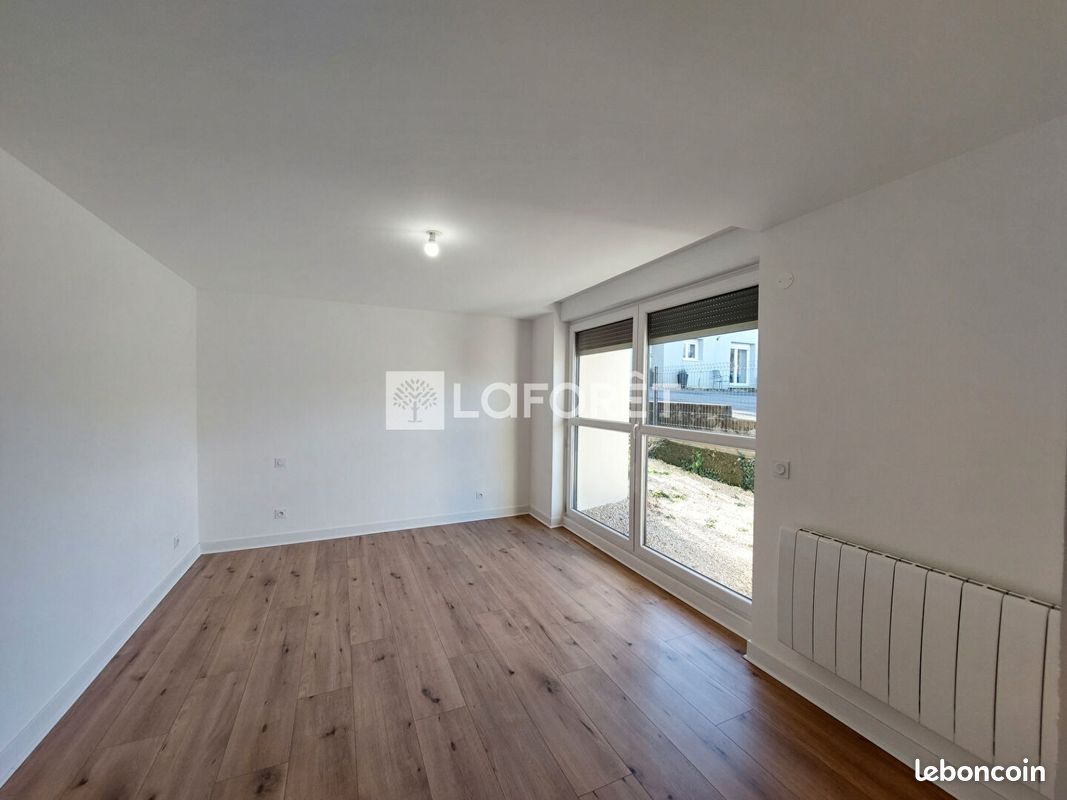 Apartamento de 1 dormitorio en Redange, France No. 160689
