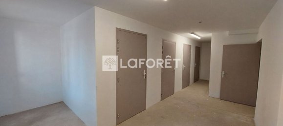 Apartamento de 1 dormitorio en Redange, France No. 160689 10