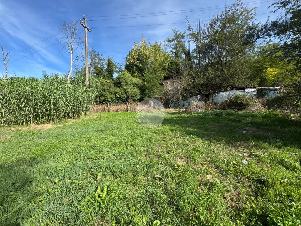 Terreno em Monterotondo, Italy 4910 m² N.º 353023