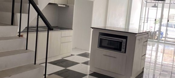 3 Schlafzimmer Haus in Watthana, Thailand, Nr. 4567 7