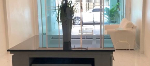 3 Schlafzimmer Haus in Watthana, Thailand, Nr. 4567 8