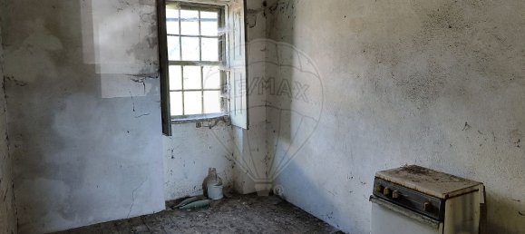 4 bedrooms House in Macieira de Cambra, Portugal No. 17143 12