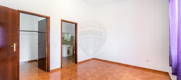 3 bedrooms House in Angra do Heroismo, Portugal No. 35500 5