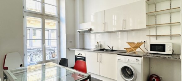 Apartamento de 2 dormitorios en Bordeaux, France No. 102495 8