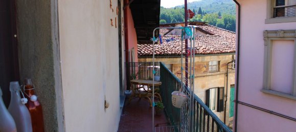 Apartamento de 4 habitaciónes en Castelnuovo di Garfagnana, Italy No. 121807 27