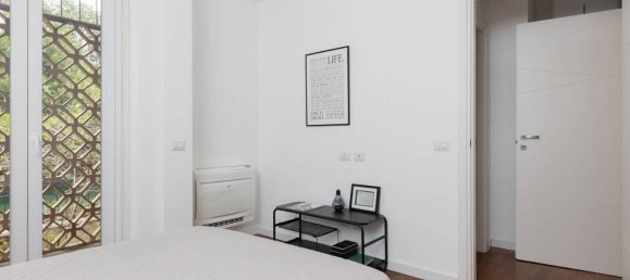 Квартира с 2 комнатами в Рим, Италия № 39813 18