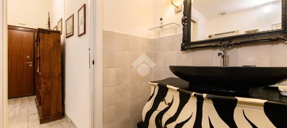 3-salle Appartement à Rome, Italy No. 232981 25