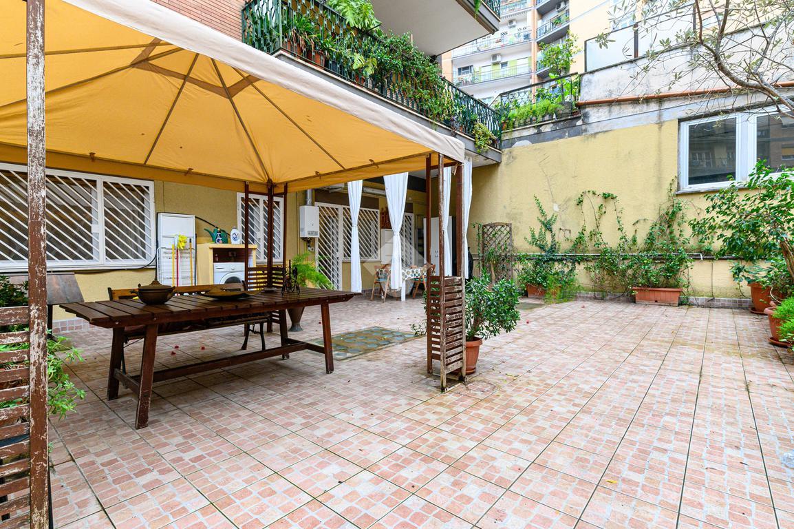 3-salle Appartement à Rome, Italy No. 232981