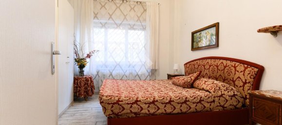 3-salle Appartement à Rome, Italy No. 232981 16