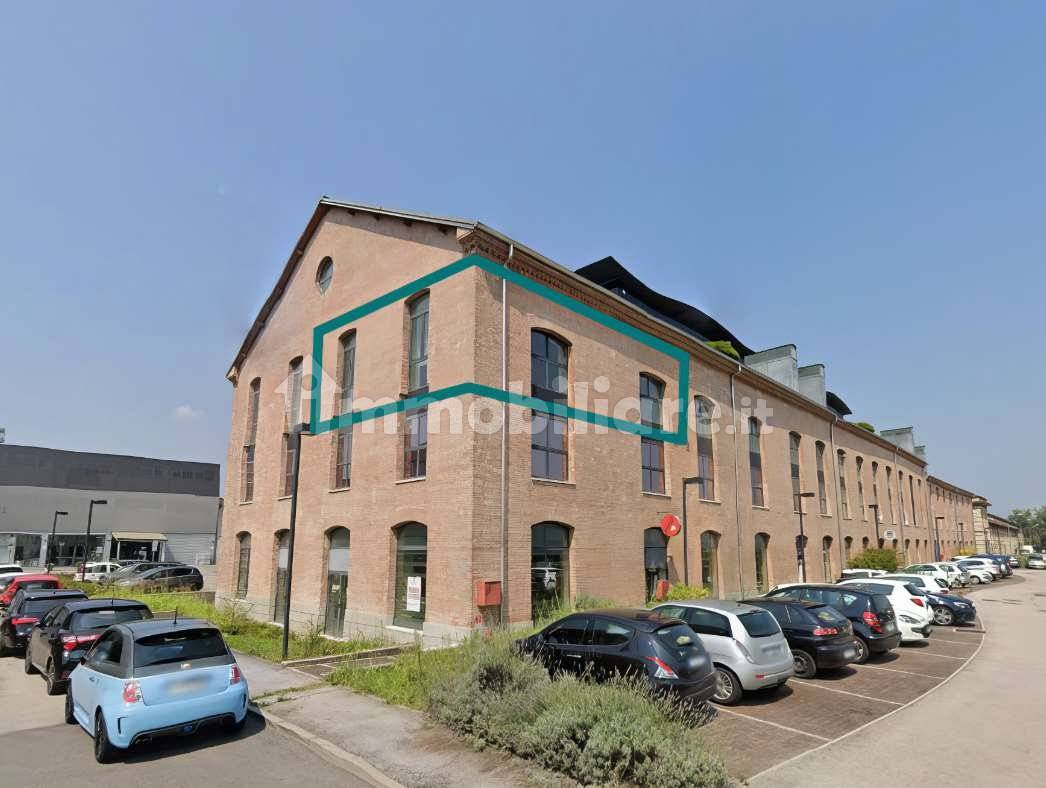 1 room Office in Vicenza, Italy No. 297617