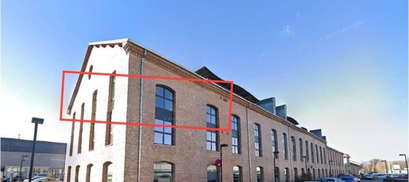 1 room Office in Vicenza, Italy No. 297617 2