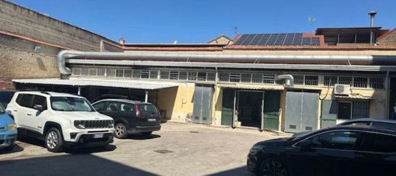 Gewerbliche Immobilie in Sant'Arpino, Italy 3000m², Nr. 277576 10