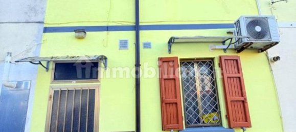 2 bedrooms House in Argenta, Italy No. 100873 2