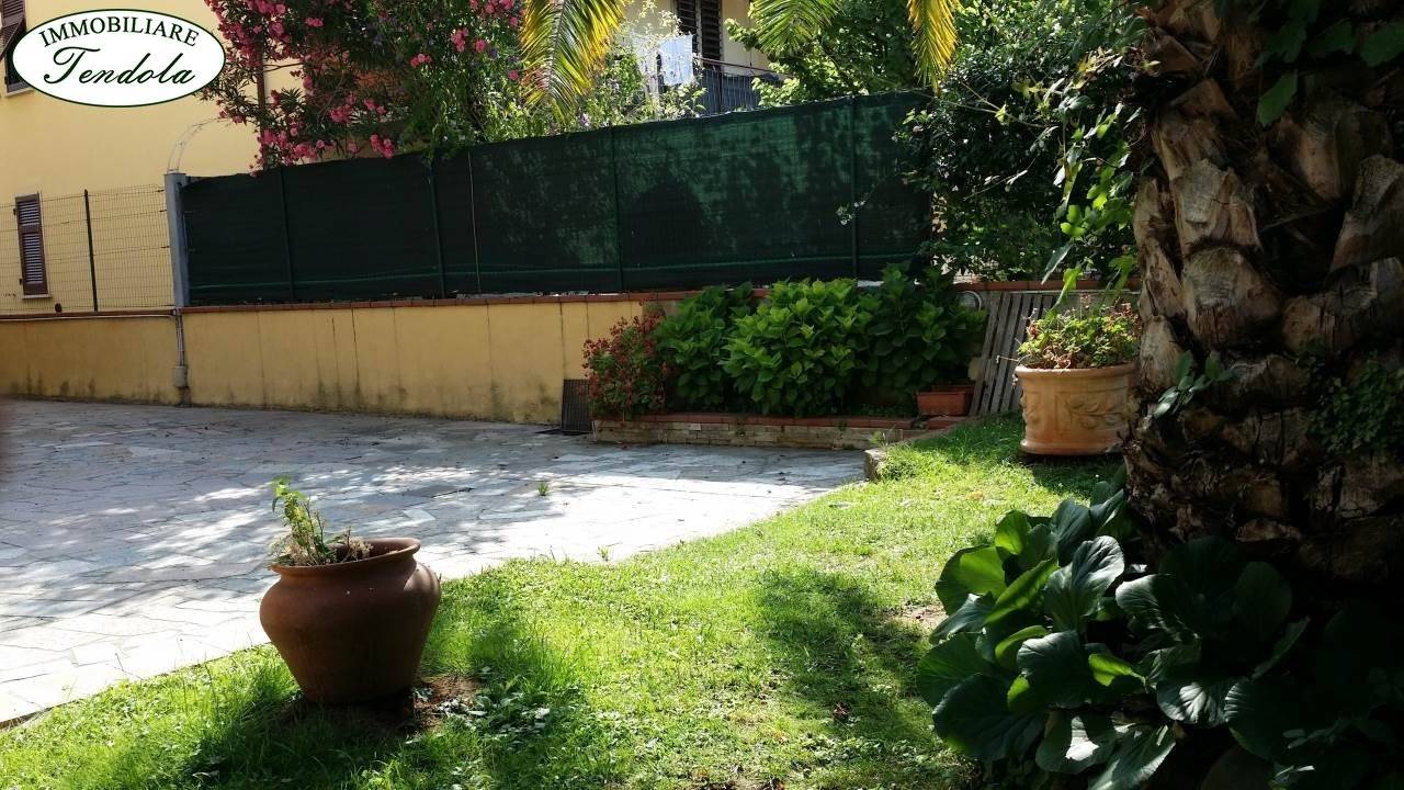 3 bedrooms House in Castelnuovo Magra, Italy No. 269057