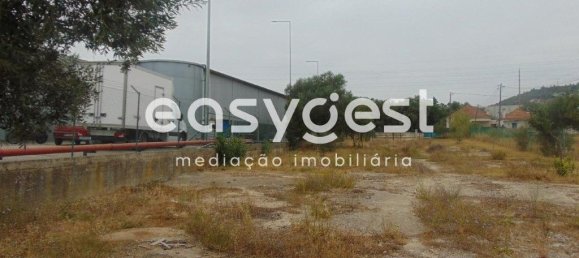 Terreno en Vila Franca de Xira, Portugal 4200 m² No. 70735 7
