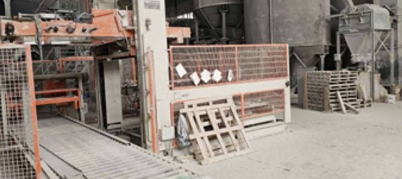 Almacén en Anzano di Puglia, Italy 800 m² No. 300669 11