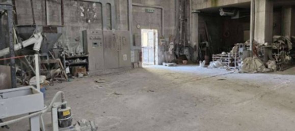 Almacén en Anzano di Puglia, Italy 800 m² No. 300669 8