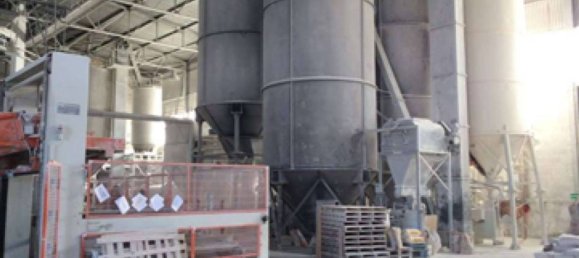 Almacén en Anzano di Puglia, Italy 800 m² No. 300669 3