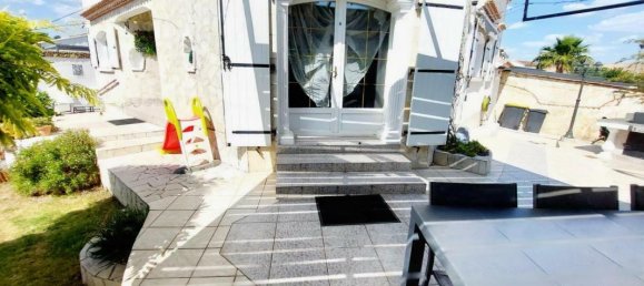 4 Schlafzimmer Haus in Lunel, France, Nr. 297629 3