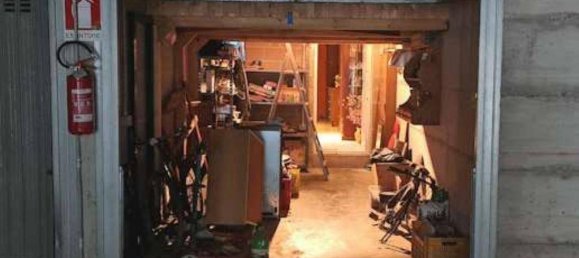 Apartamento de 3 dormitorios en Lesmo, Italy No. 281728 8