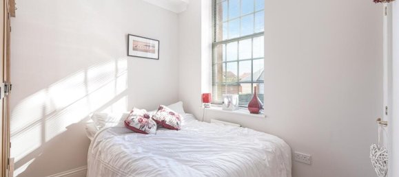 2 bedrooms Apartment in Epsom, United Kingdom No. 9700 24