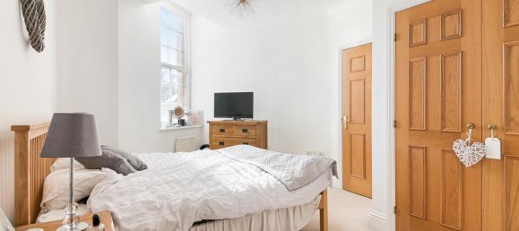 2 bedrooms Apartment in Epsom, United Kingdom No. 9700 15