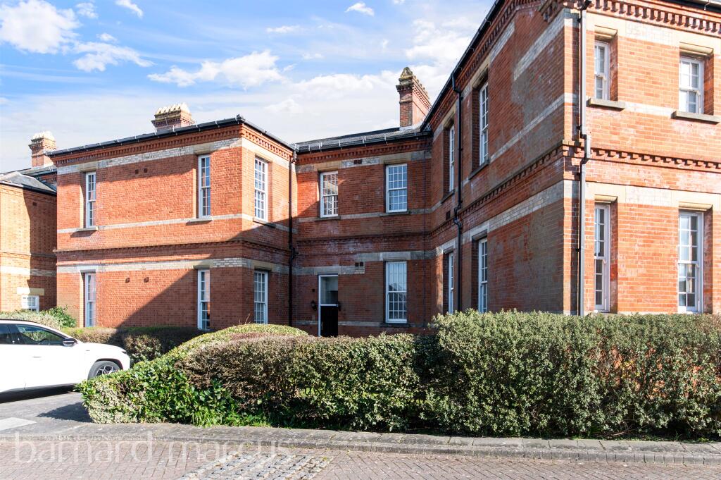 2 bedrooms Apartment in Epsom, United Kingdom No. 9700