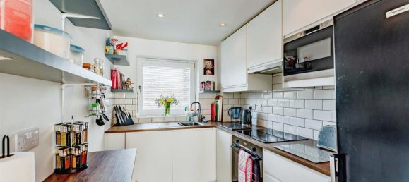 2 bedrooms Apartment in Crawley, United Kingdom No. 6293 7