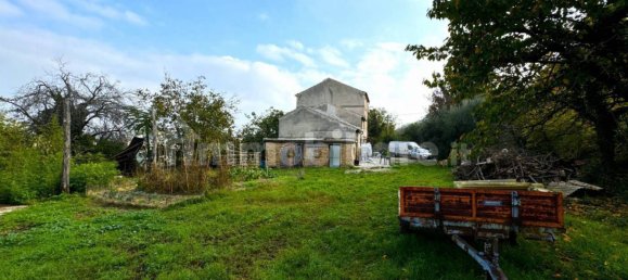 4 bedrooms House in Montottone, Italy No. 203843 28