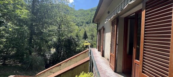 Villa T5 em Bagni di Lucca, Italy N.º 57726 31