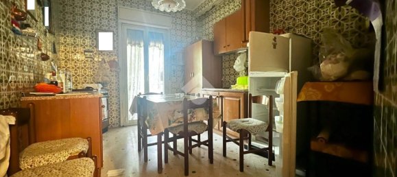 4 rooms Apartment in Palermo, Italy No. 230290 7