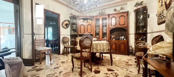 4 rooms Apartment in Palermo, Italy No. 230290 6